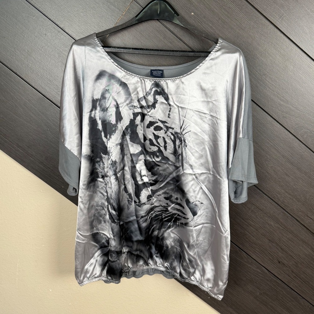 Faded Glory Plus Size 3X Gray Satin Tiger Graphic Dolman Blouse Y2K Oversized